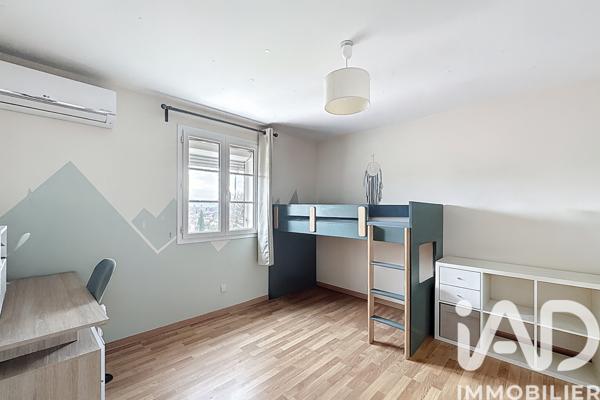 Maison à vendre 4 pièces 165 m² Bédarrides