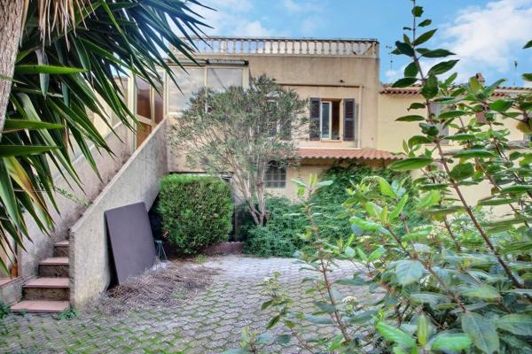 Le Pradet Duplex T6 avec deux terrasses et jardin privatif !