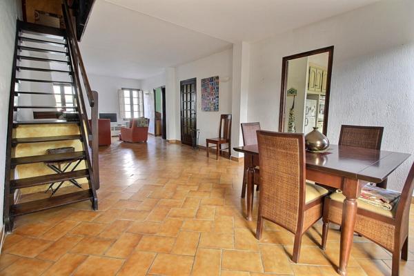 Le Pradet Duplex T6 avec deux terrasses et jardin privatif !