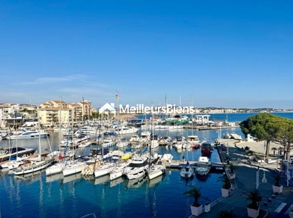 Appartement vue sur le port