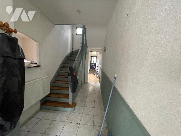 ALBERT - PROCHE CENTRE-VILLE - 2 CHAMBRES - JARDIN