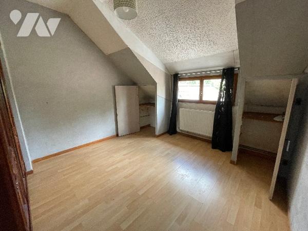 ALBERT - PROCHE CENTRE-VILLE - 2 CHAMBRES - JARDIN