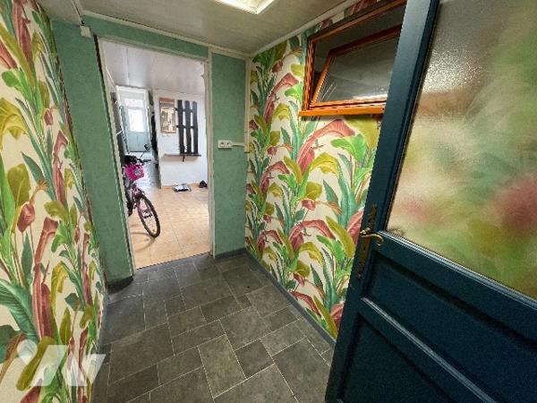 ALBERT - PROCHE CENTRE-VILLE - 2 CHAMBRES - JARDIN