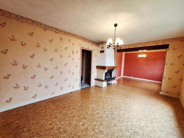 Rouillé (86480) Maison 4 chambres – 94 m² – Bourg de Rouillé – Véranda – DPE D