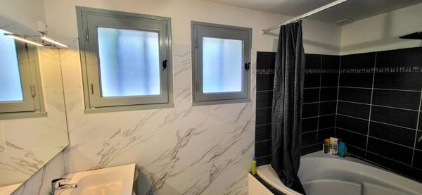 Rouen-Préfecture : Belle Maison au calme 111 m² avec 2 CH, 1 Bureau, 1 Terrasse & 1 Garage ! 296 K€ FAI ...