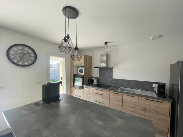 Maison récente de plain pied