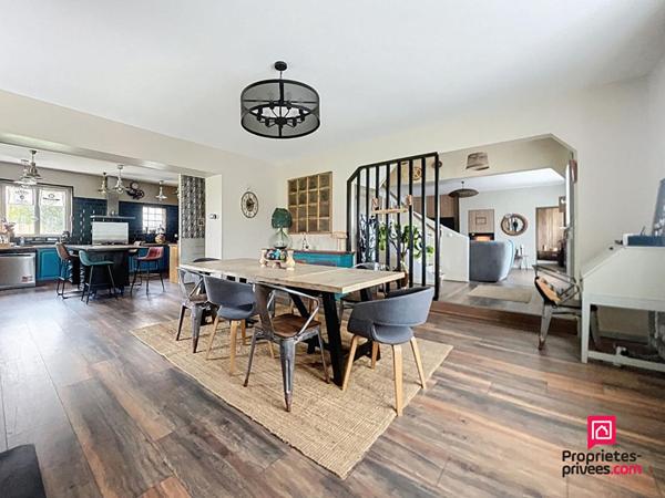 Secteur Le Mêle-sur-Sarthe Grande maison familiale 350 m2