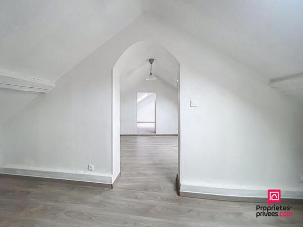 Secteur Le Mêle-sur-Sarthe Grande maison familiale 350 m2