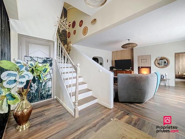 Secteur Le Mêle-sur-Sarthe Grande maison familiale 350 m2