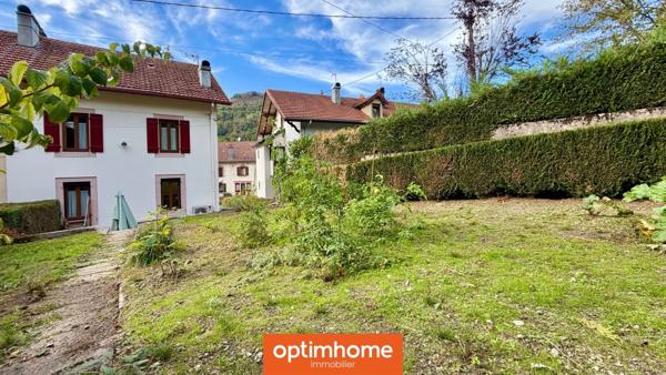Maison mitoyenne en pierre – potentiel 2 logements – 4 chambres – jardin – petit garage