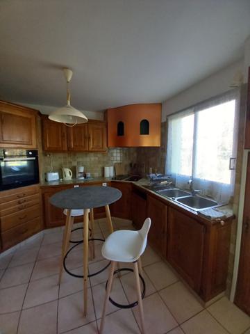 Appartement T3/T4 MEUBLE CHAUFFAGE ET EAU CHAUDE INCLUS