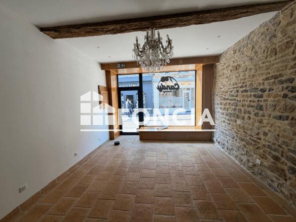 Location Local commercial 32 m² - 4 TER RUE IRENEE CARRE Charleville-mezieres 08000