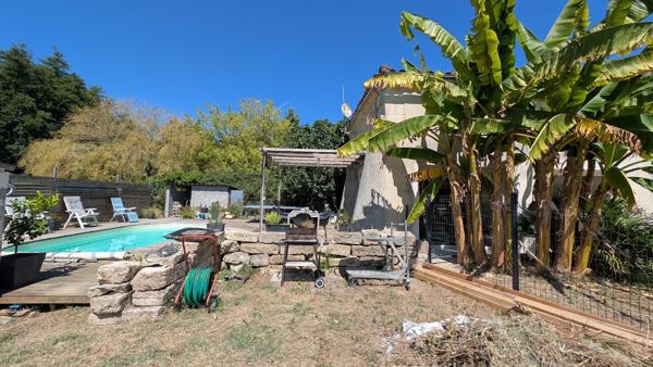 MAISON 5 pièces 149 m² SAINt SAVIN Saint-Savin (33920)