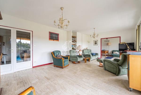 Appartement familial rare en dernier étage avec terrasse panoramique