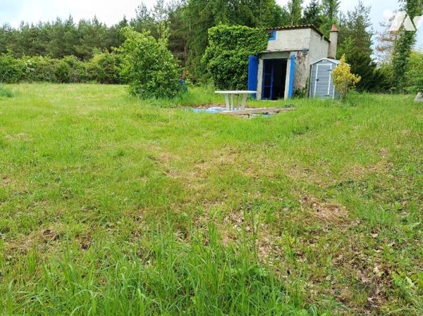 ETANG DANS UN ECRIN DE VERDURE SAUVAGE A FRESNES, 5 MNS DE CONTRES