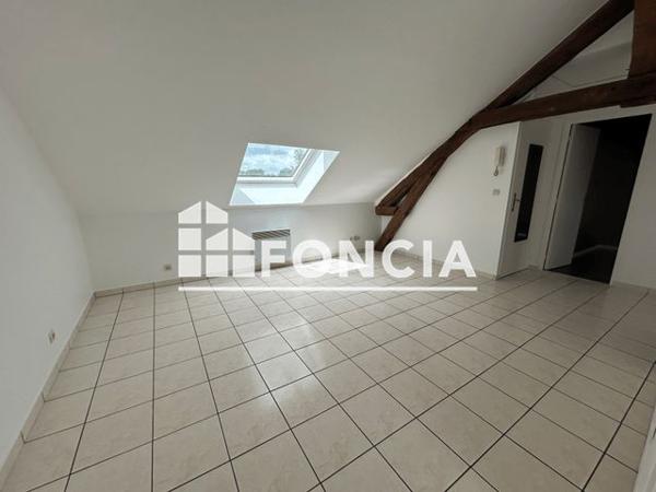 Location Appartement 2 pièces 27 m² - 2 RUE MICHEL CHEVERRY Messy 77410