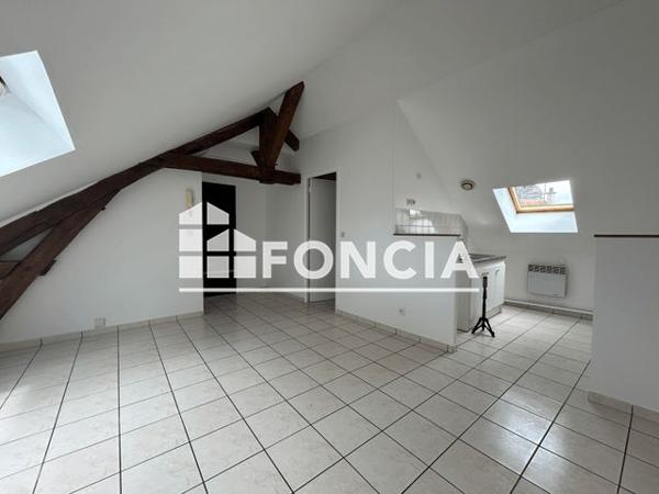 Location Appartement 2 pièces 27 m² - 2 RUE MICHEL CHEVERRY Messy 77410