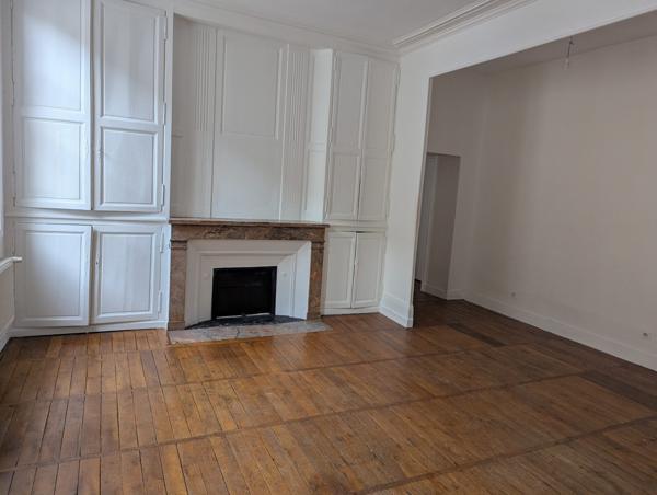 À vendre - T3, 3 pièces situé à Amboise (37400)