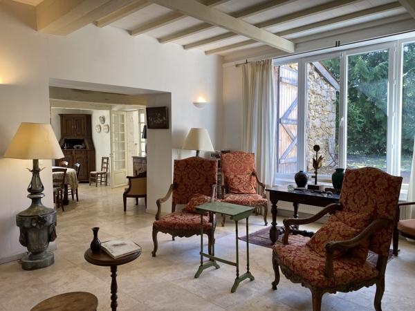 Charme et Authenticité pour cette Maison de Maître proche de Condom