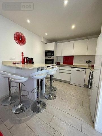 Appartement rénové à vendre à Arcachon en Gironde (33120), ref : VI ARCACHON BD PLAGE-VI   
Aiguillon