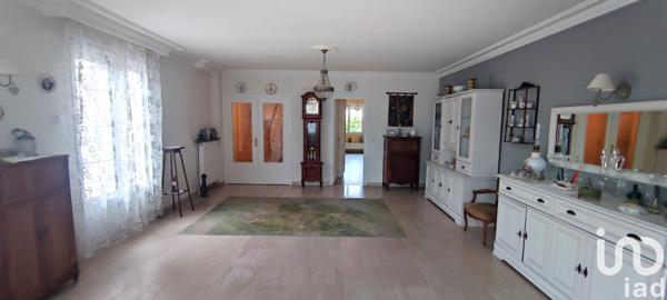 House for sale 6 rooms 162 m² Villecresnes