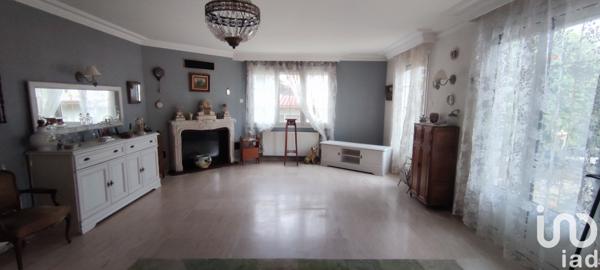 House for sale 6 rooms 162 m² Villecresnes