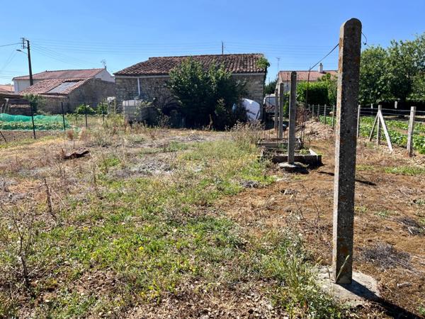 Maison 4 pièces THIRE (85)