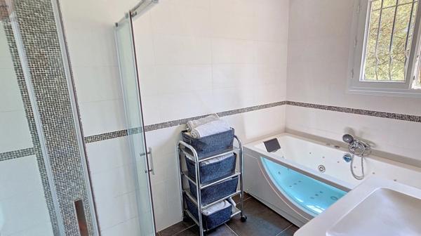 Maison à vendre 6 pièces MOUANS SARTOUX (06)