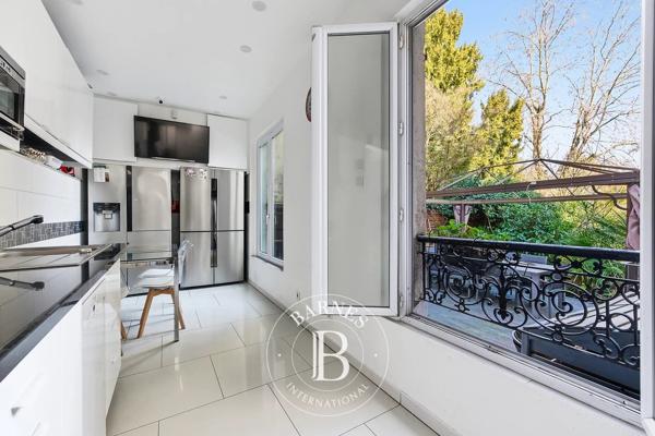Nogent-sur-Marne, Maison 5 Chambres -  200 m² à vendre