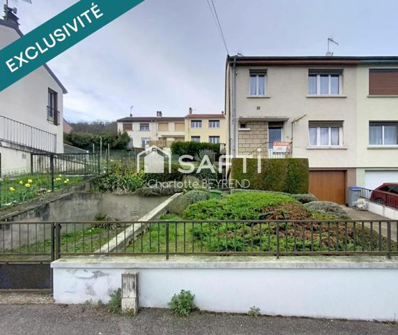 Maison avec jardin et fort potentiel pour donner vie à vos projets.