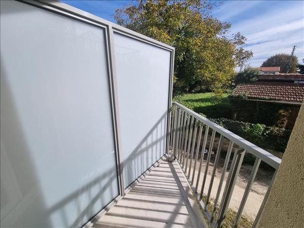 Appartement à louer 647 € CC PESSAC 1 pièce 17 m² DPE C