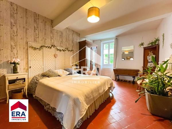 Maison avec cour 4 chambres