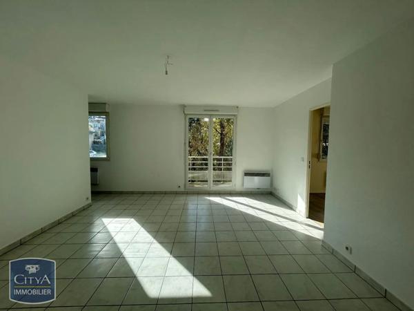 Appartement à louer 2 pièces 53.8m²