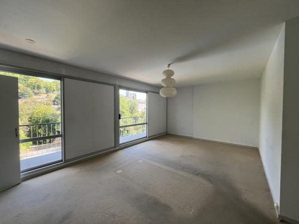 Appartement à vendre 140 400 € Angoulême 3 p 90 m² DPE D