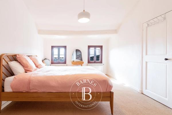 Grasse, Maison 8 Chambres -  340 m² à vendre