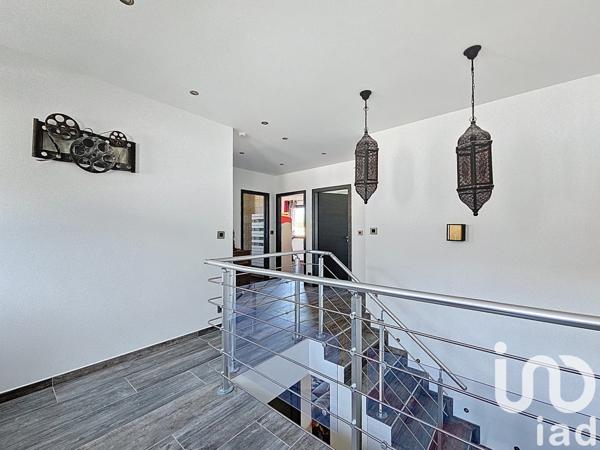 Maison à vendre 6 pièces 160 m² Cluses