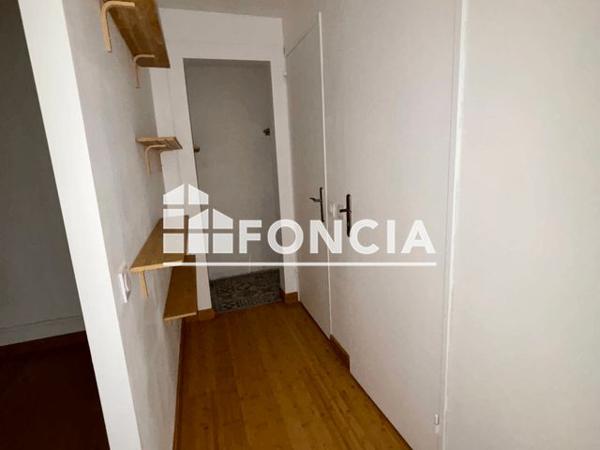 Location Appartement 4 pièces 88.33 m² - 106 AVENUE PIERRE VALDO Lyon 69005