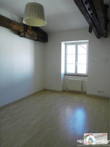 Location Appartement 3 pièces - 89m² - COGNAC