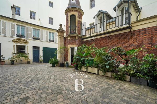 Paris 7ème, Appartement 2 Chambres -  107 m² à vendre