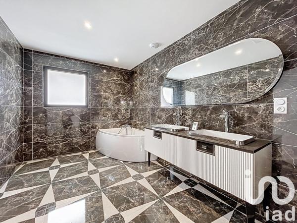 Maison à vendre 6 pièces 162 m² La Mézière