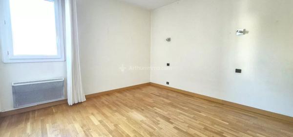 Location                                                      Appartement
                        
                     3 pièces                      76 m2                     à Albi