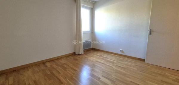 Location                                                      Appartement
                        
                     3 pièces                      76 m2                     à Albi