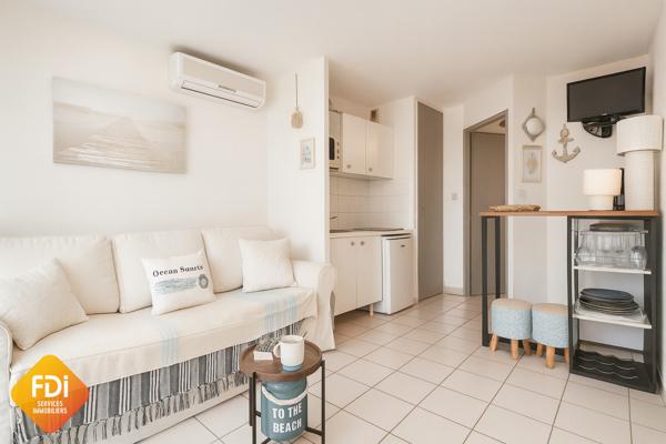 PORT CAMARGUE - PLAGE NORD - P2 REZ-DE-JARDIN AVEC PARKING -