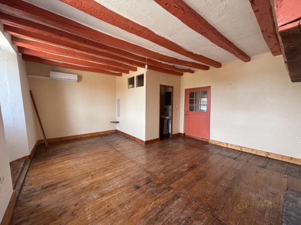 Maison à FENIOUX (79160)