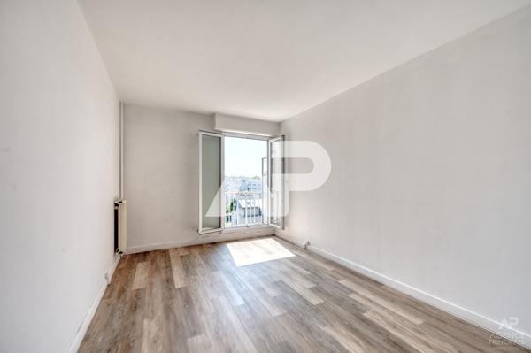 Appartement Rueil Malmaison 4 pièce(s) 92.02 m2 €625 000 ** - Référence 19303