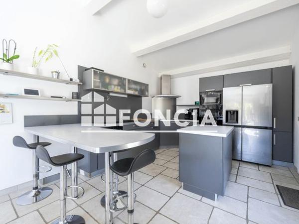 À vendre Maison 7 pièces 160 m² - Arpaillargues-et-aureillac 30700