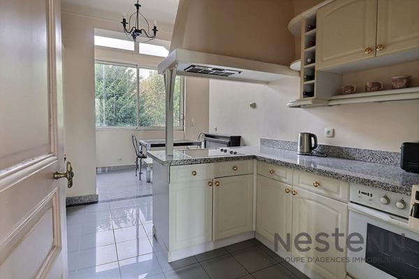 Maison Neuilly Sur Marne 5 pièce(s) 149 m2