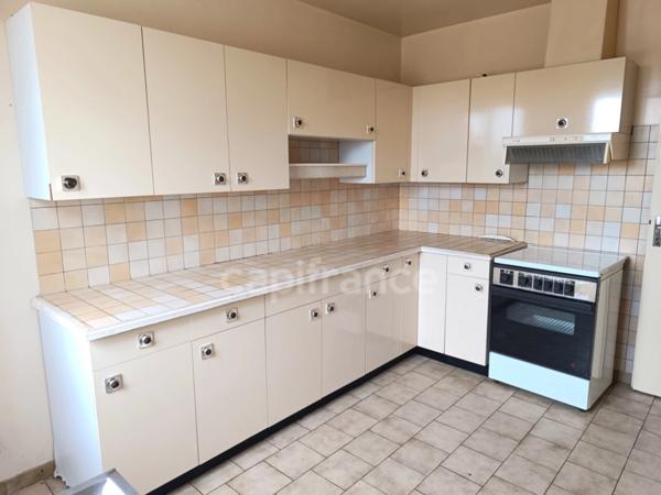 Maison à vendre 4 pièces VILLENEUVE SUR YONNE (89)