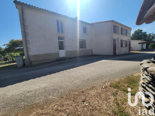 Maison à vendre 8 pièces 208 m² Saint-Pierre-du-Chemin