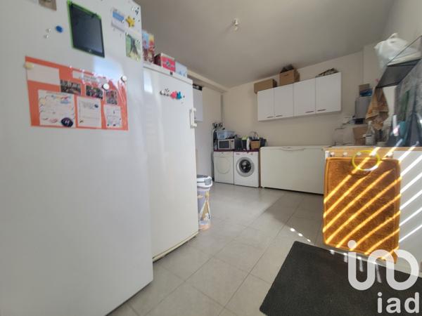 Maison à vendre 8 pièces 208 m² Saint-Pierre-du-Chemin